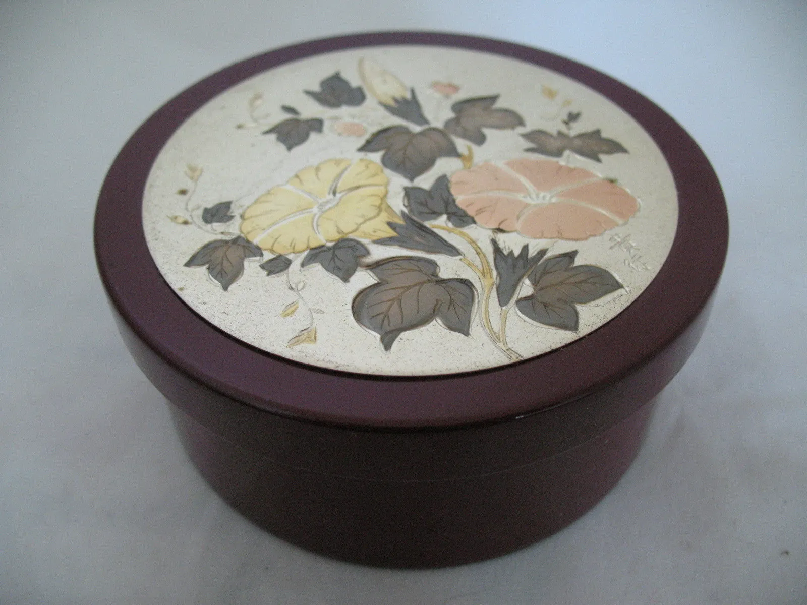 RED Maroon ROUND Box CONTAINER CONTAINERS Jewelry Trinket Storage Etched Asian Floral Flowers