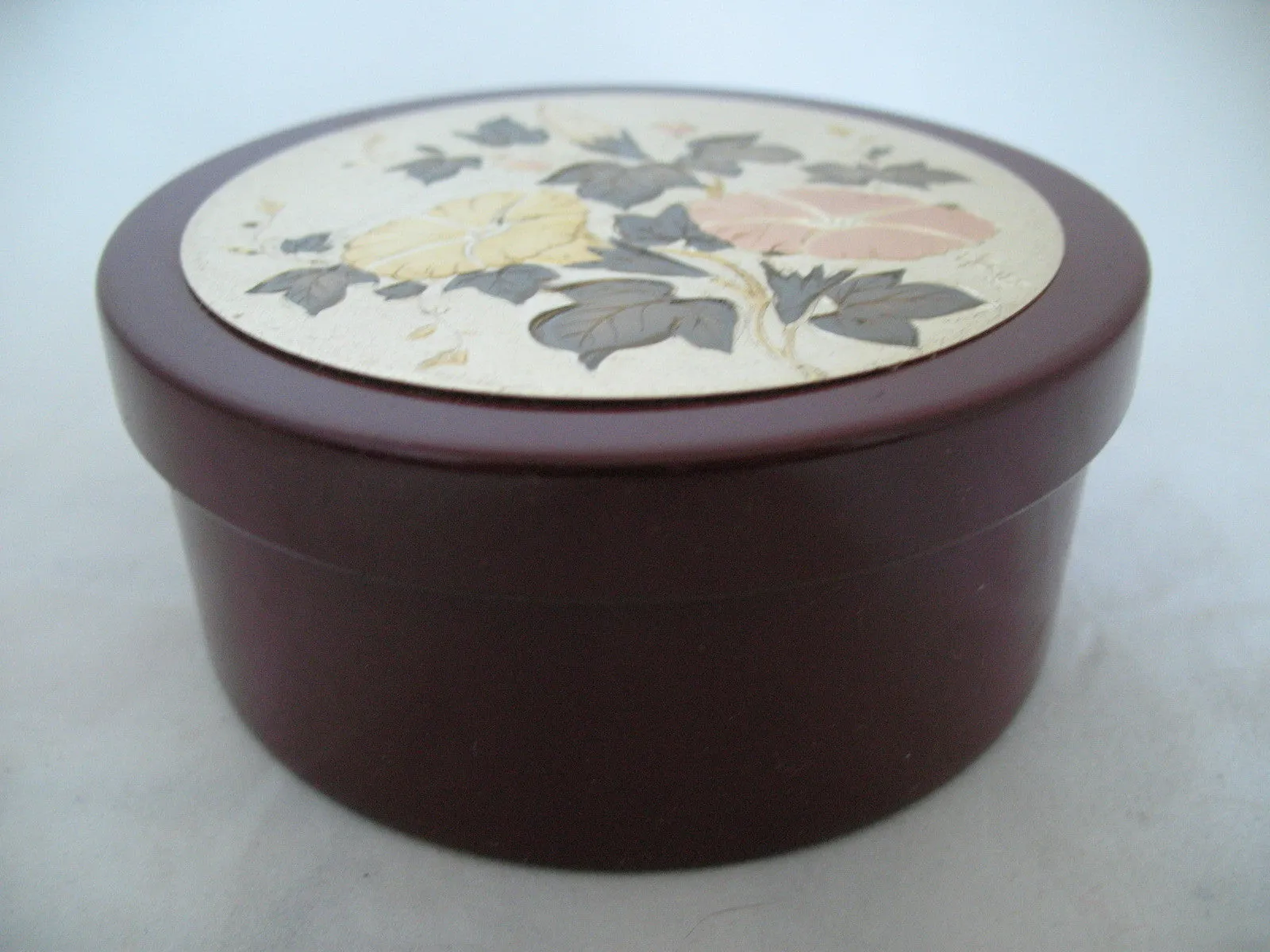 RED Maroon ROUND Box CONTAINER CONTAINERS Jewelry Trinket Storage Etched Asian Floral Flowers
