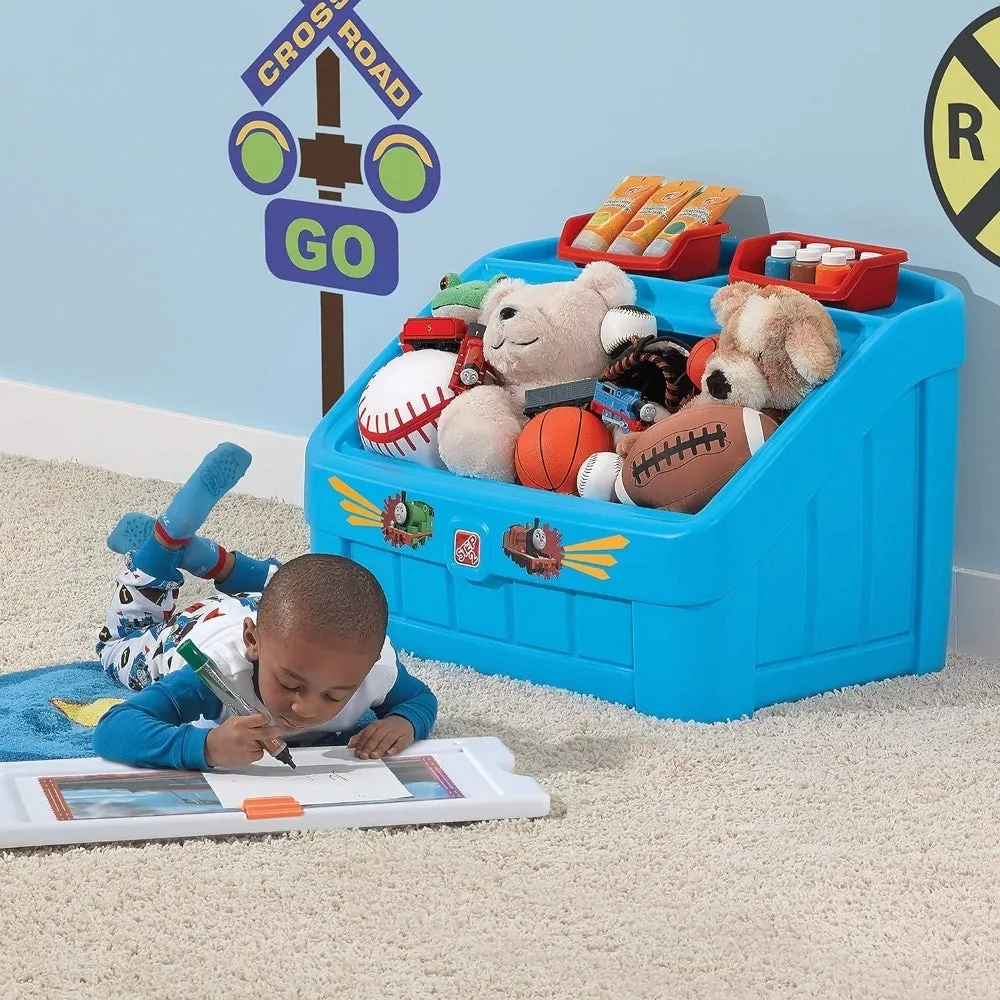 Step2  Tank Engine 2-In-1 Toy Box & Art Lid