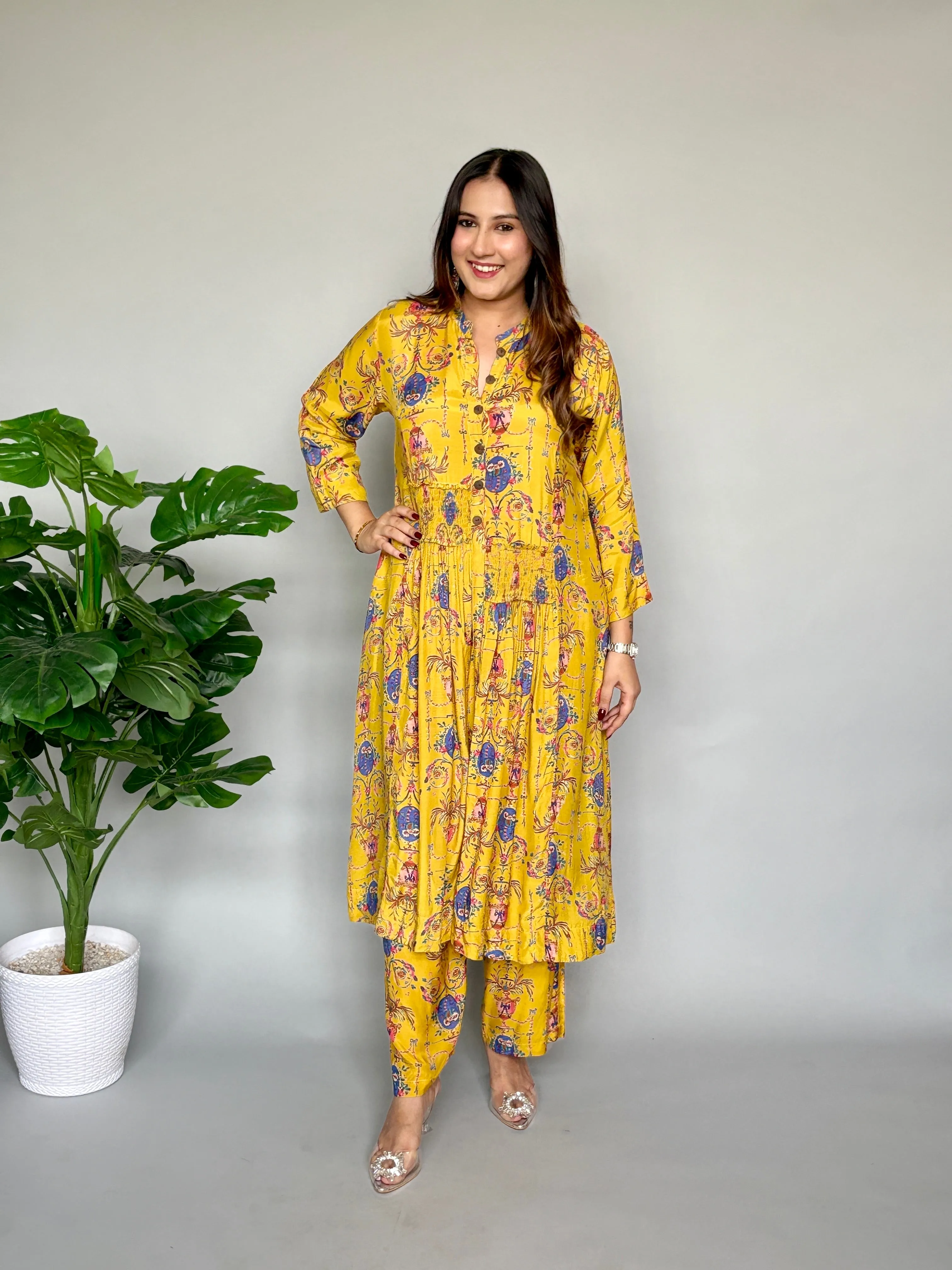 Yellow printed Voluminous Set