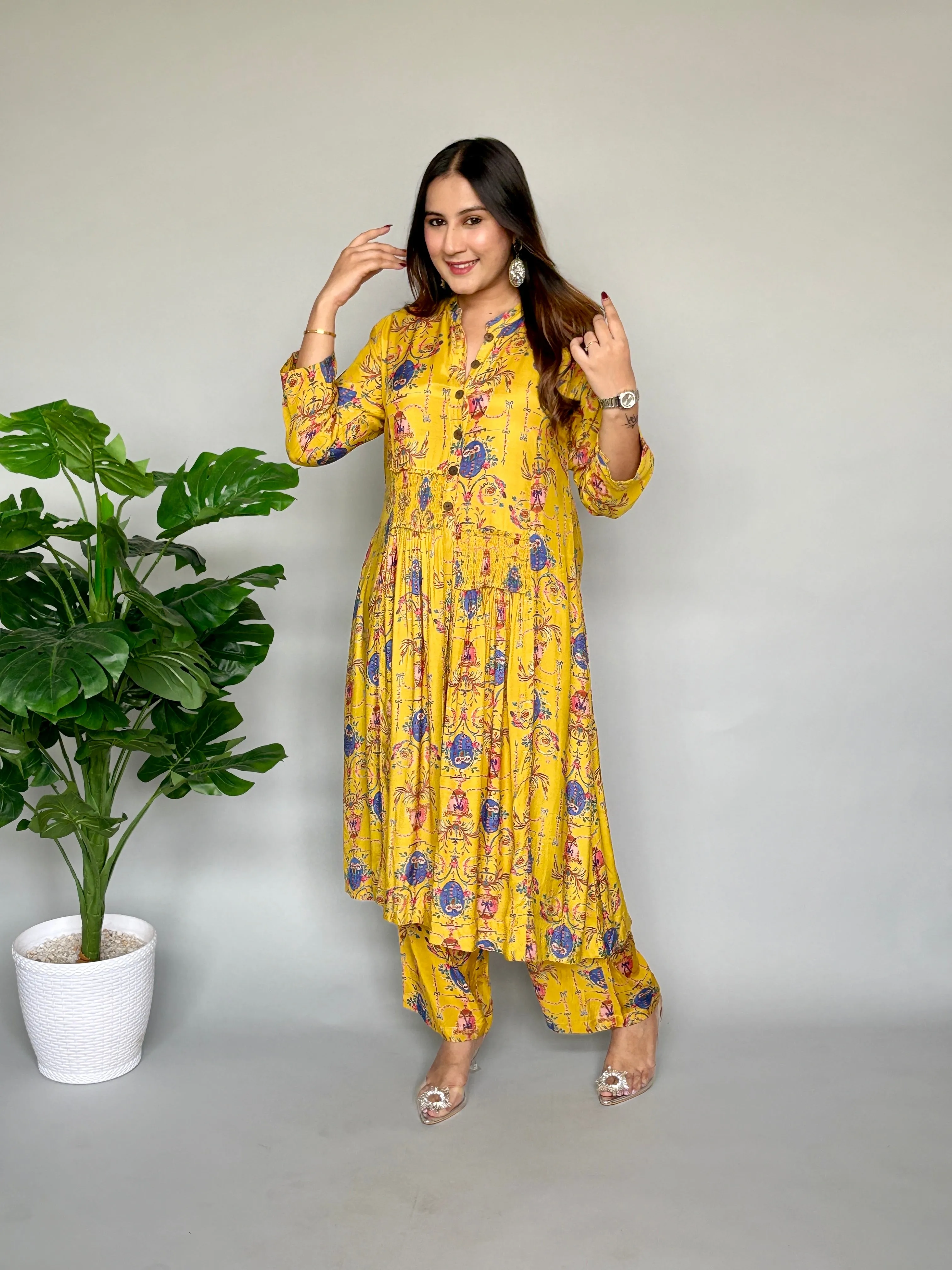 Yellow printed Voluminous Set